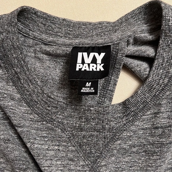 open back short sleeve top IVY PARK - Picture 2 of 4